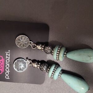 Giveaway + free shipping